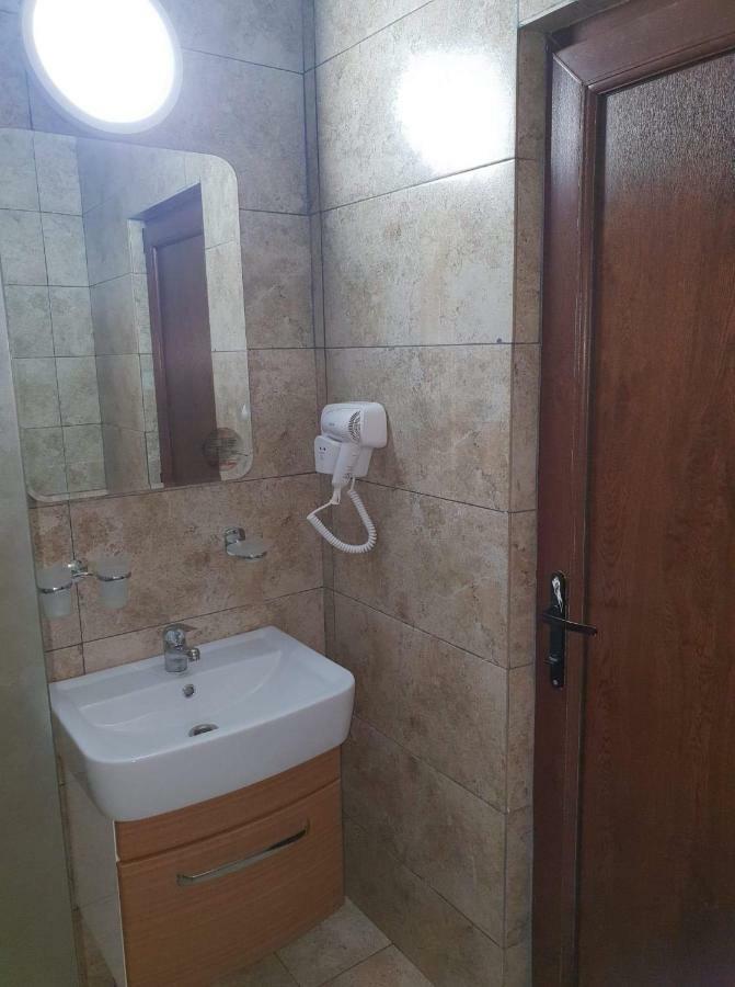 Ingrid Otel Mangalya Dış mekan fotoğraf