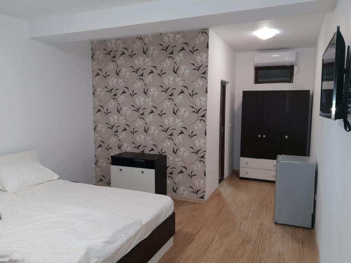 Ingrid Otel Mangalya Dış mekan fotoğraf